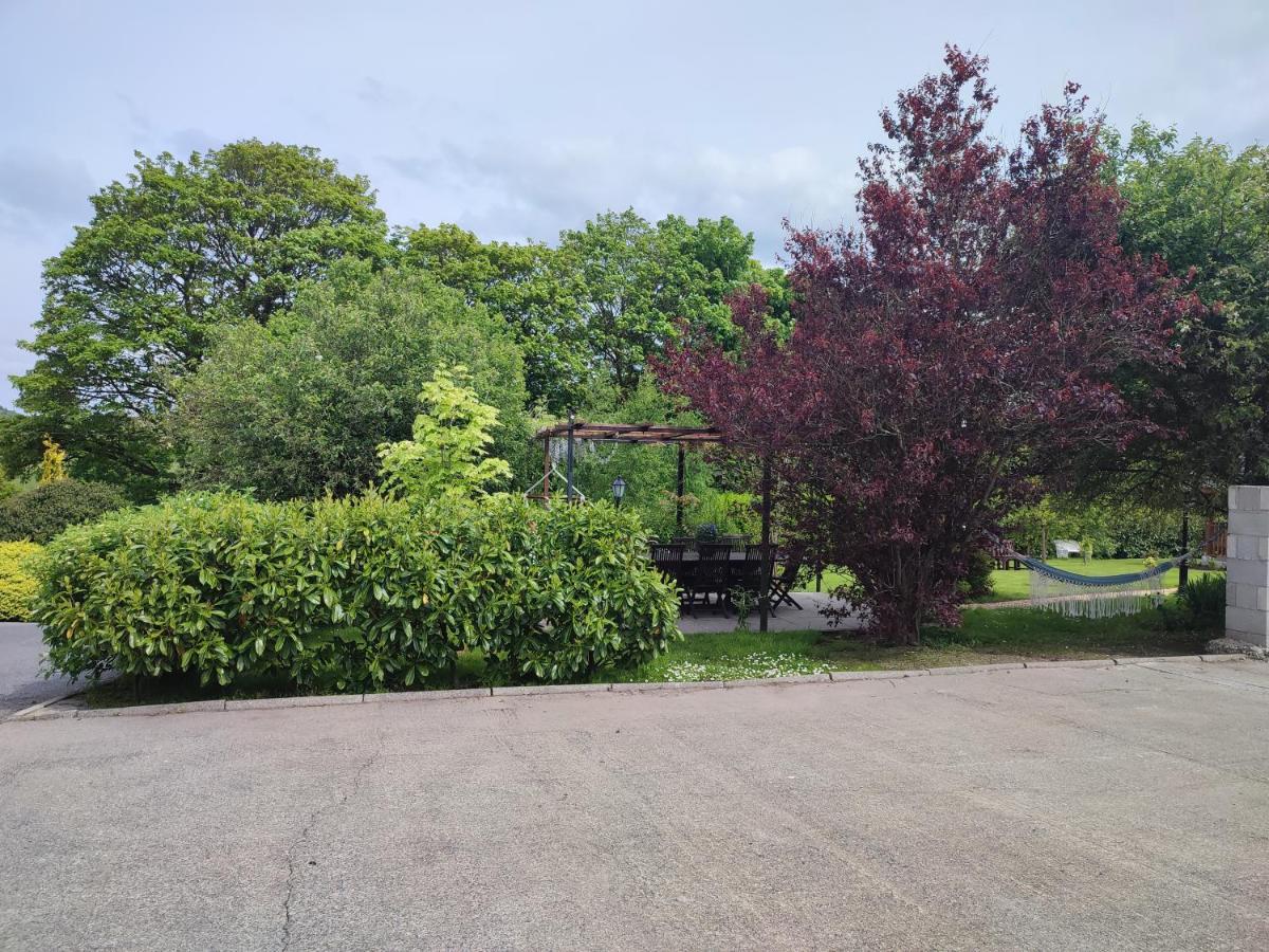 Tower View Lodge Ennis Exterior foto